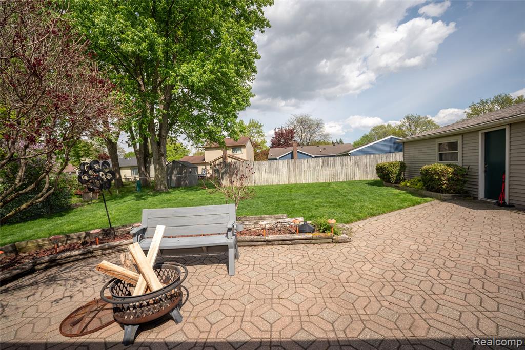 1513 Rustic Ridge Road, Canton, MI 48188 — Photo 23