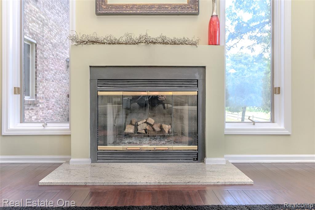 4575 Fairway Court, Waterford, MI 48328 — Photo 25
