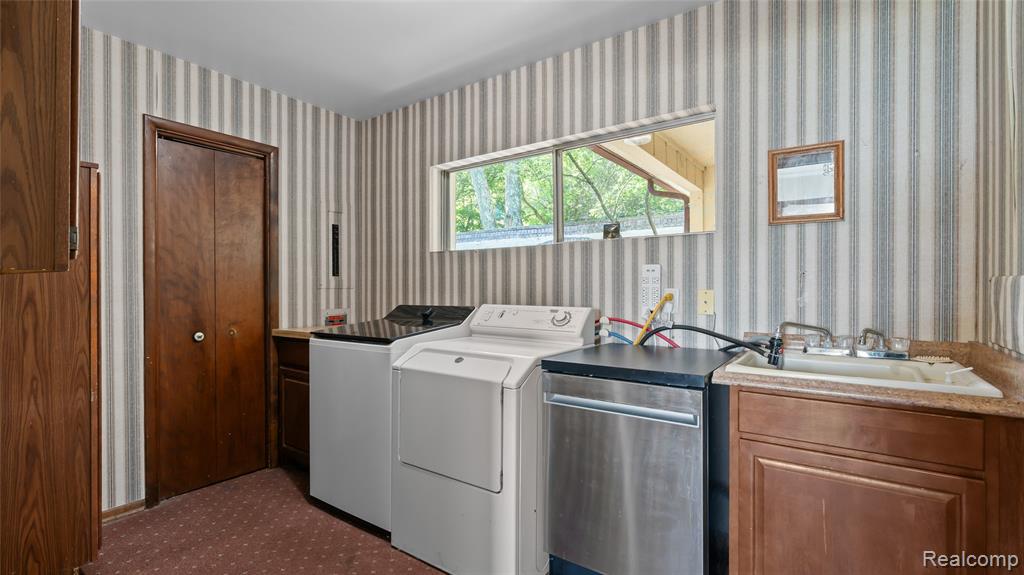 5821 Community Drive, Brighton, MI 48116 — Photo 14