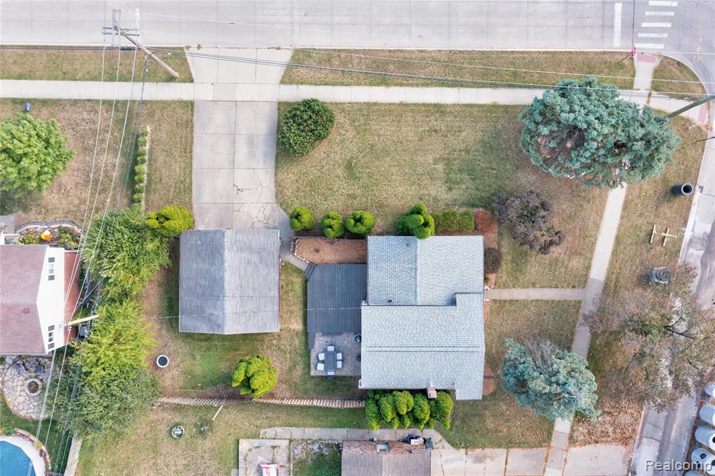 908 W Elmwood Avenue, Clawson, MI — Photo 39