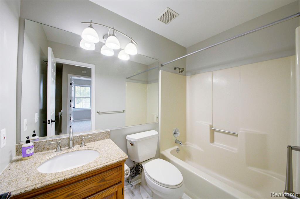 44914 FAIR OAKS Drive, Canton, MI 48187 — Photo 30