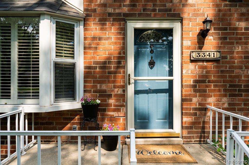 3341 Creek Drive, Ann Arbor, MI 48108 — Photo 3