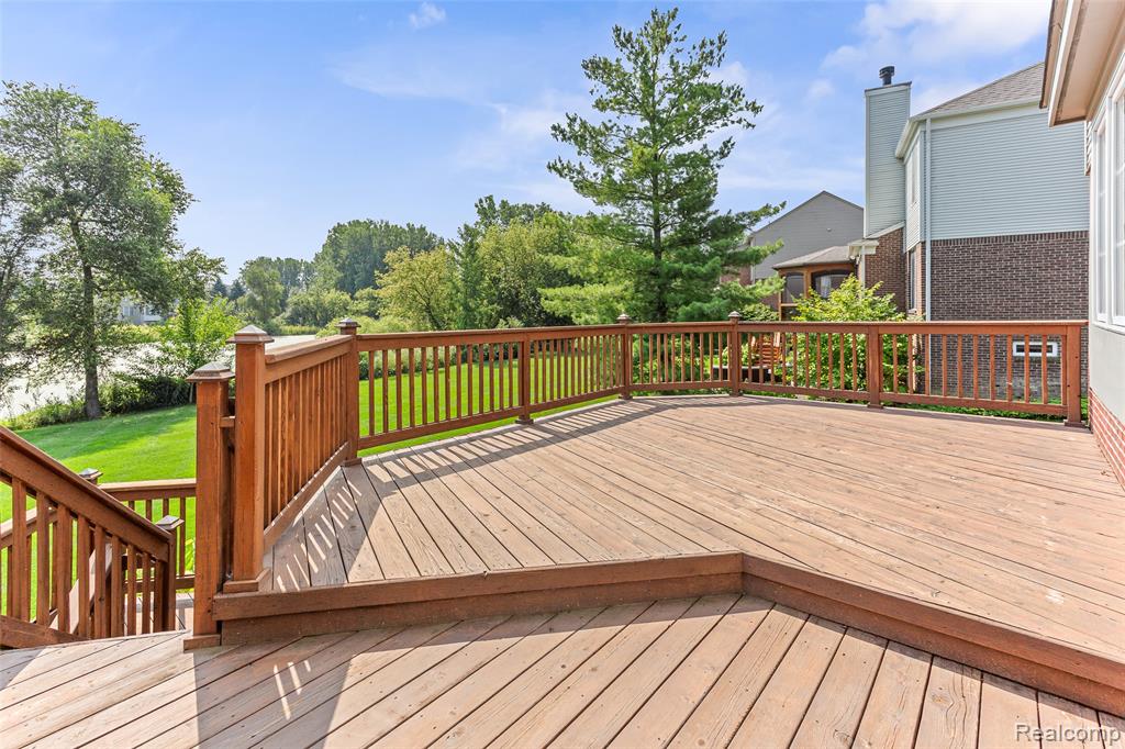 5093 Creekmonte Drive, Rochester, MI 48306 — Photo 48