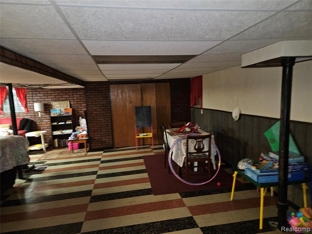 20201 Cherokee Street, Detroit, MI 48219 — Photo 23