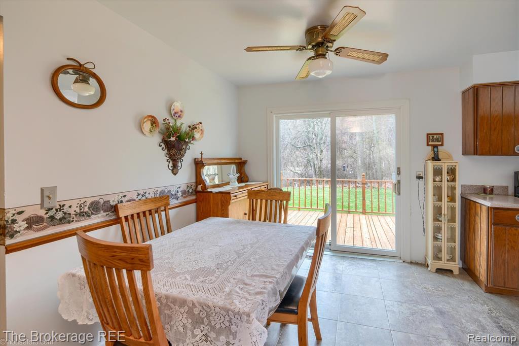 9370 Vienna Road, Otisville, MI 48463 — Photo 8