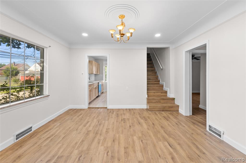 5401 Orchard Avenue, Dearborn, MI 48126 — Photo 11
