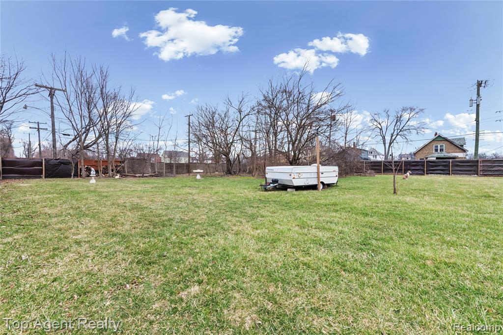 5302 Crane Street, Detroit, MI 48213 — Photo 31