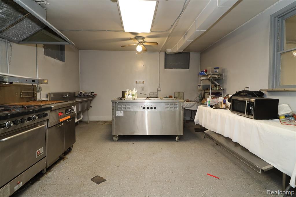 12700 Schaefer Highway, Detroit, MI 48227 — Photo 29