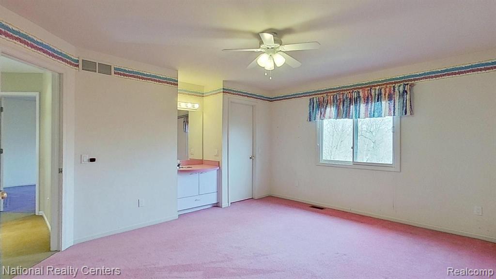 4392 STONEVIEW Drive, West Bloomfield, MI — Photo 45