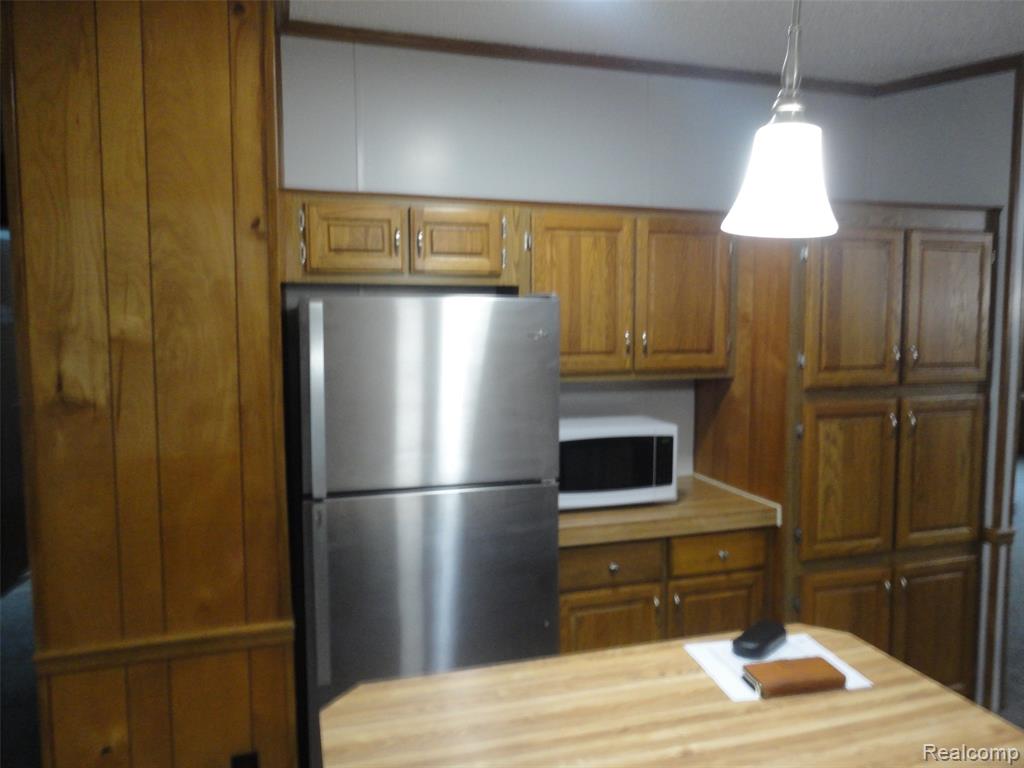 423 Glasgow, Temperance, MI 48182 — Photo 10