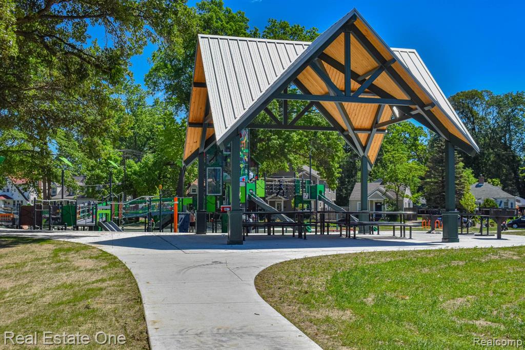 4605 Rosewold Avenue, Royal Oak, MI 48073 — Photo 36