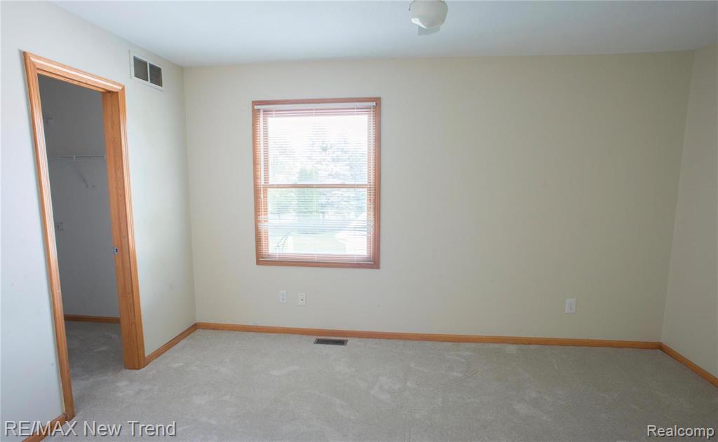1337 MIDDLEWOOD Drive, Saline, MI 48176 — Photo 11