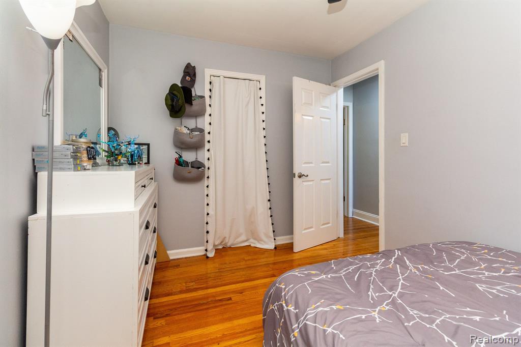 9732 LAURENCE Avenue, Allen Park, MI 48101 — Photo 19