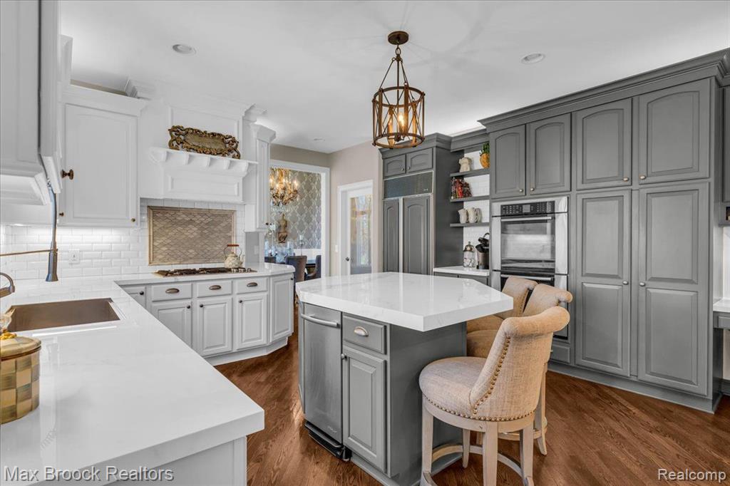 6462 W OAKS Drive, West Bloomfield, MI 48324 — Photo 10