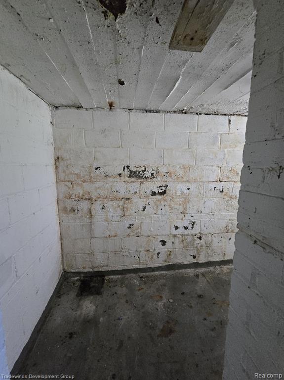 5074 DEVONSHIRE Road, Detroit, MI 48224 — Photo 28