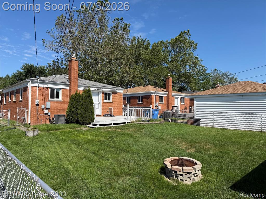 5902 N Lafayette Street, Dearborn Heights, MI 48127 — Photo 2