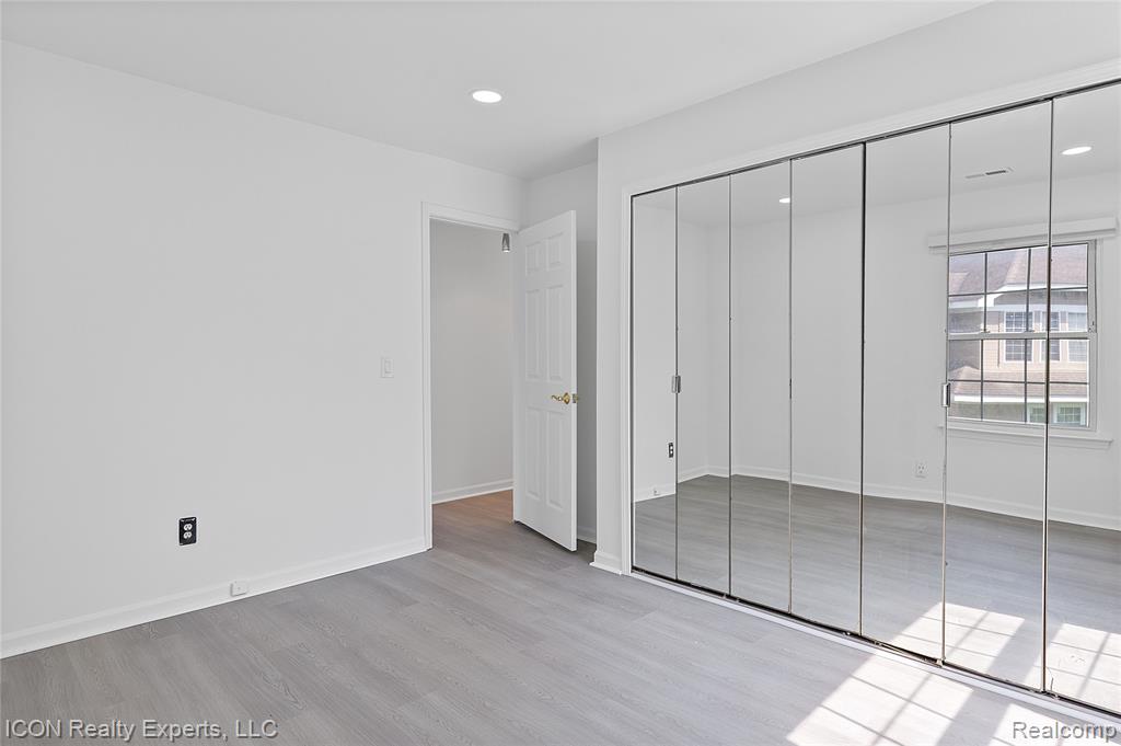 6614 Embers Court, West Bloomfield, MI — Photo 19