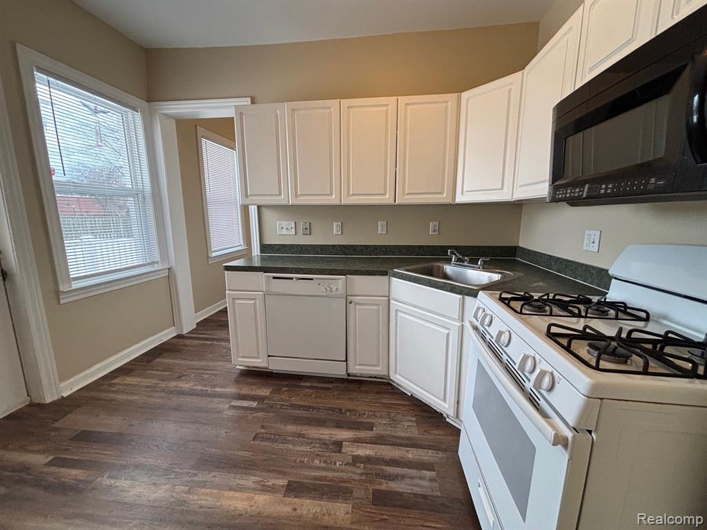 99 Clinton Street, Mount Clemens, MI 48043 — Photo 7