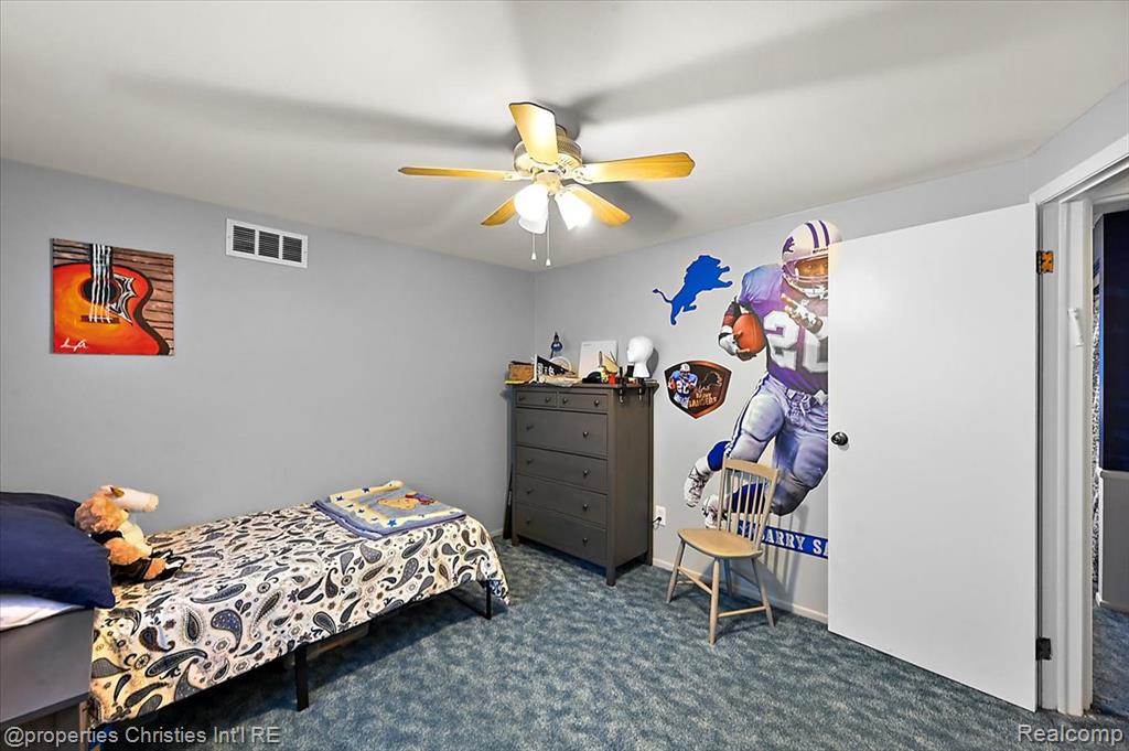 26010 Marlowe Place, Oak Park, MI 48237 — Photo 44