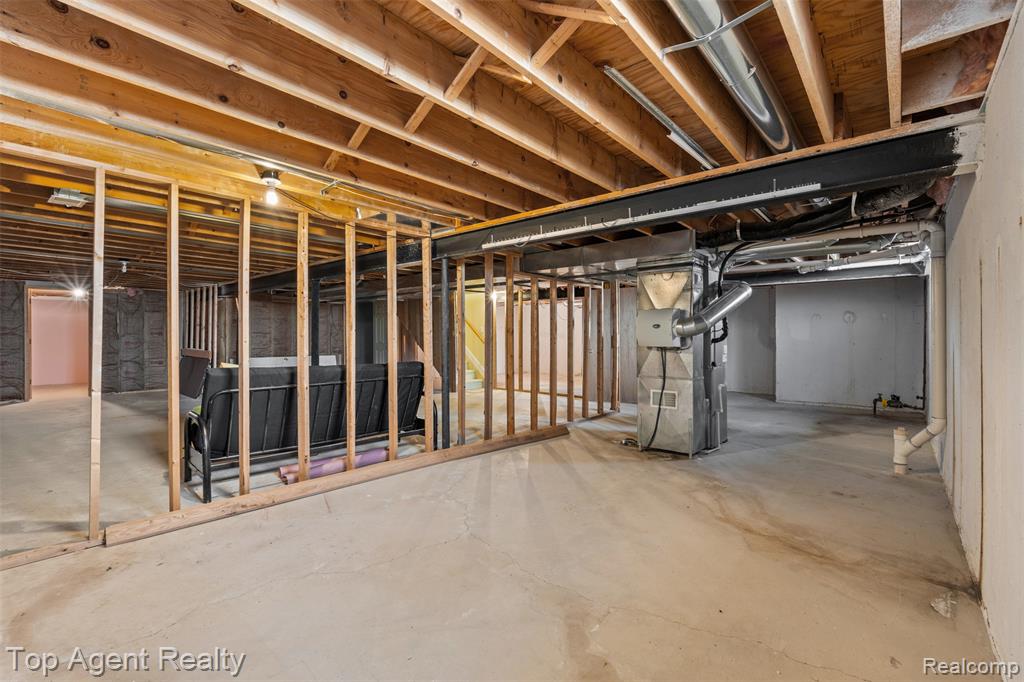 53260 VILLA ROSA Drive, Macomb, MI 48042 — Photo 37