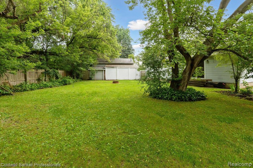 326 EAST Street, Holly, MI 48442 — Photo 28