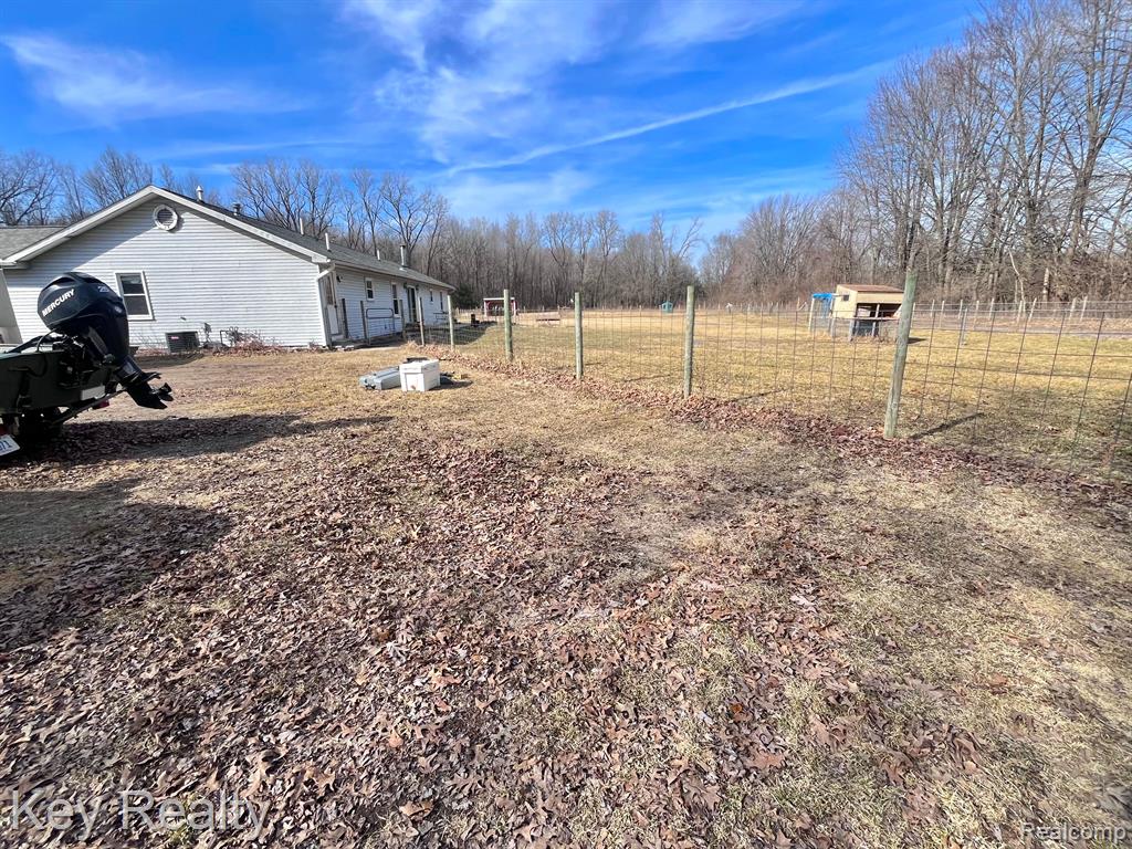40030 WILLIS Road, Belleville, MI 48111 — Photo 4