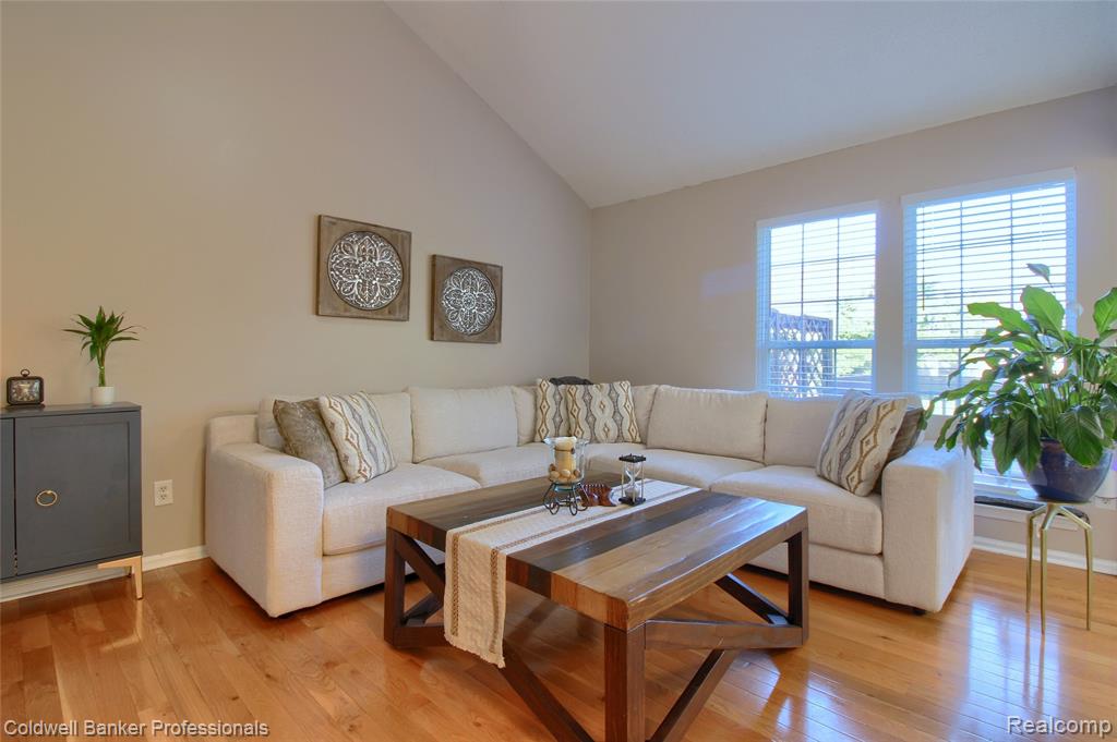4281 Hunters Circle W, Canton, MI 48188 — Photo 6