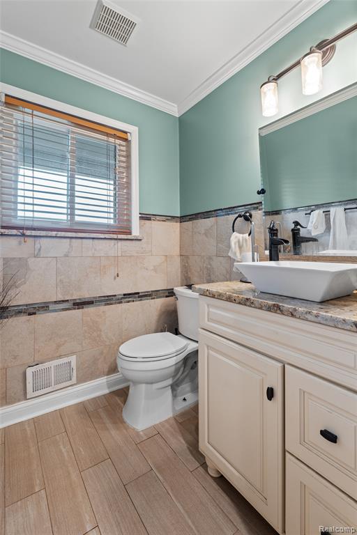 7077 Amanda, Belleville, MI 48111 — Photo 21
