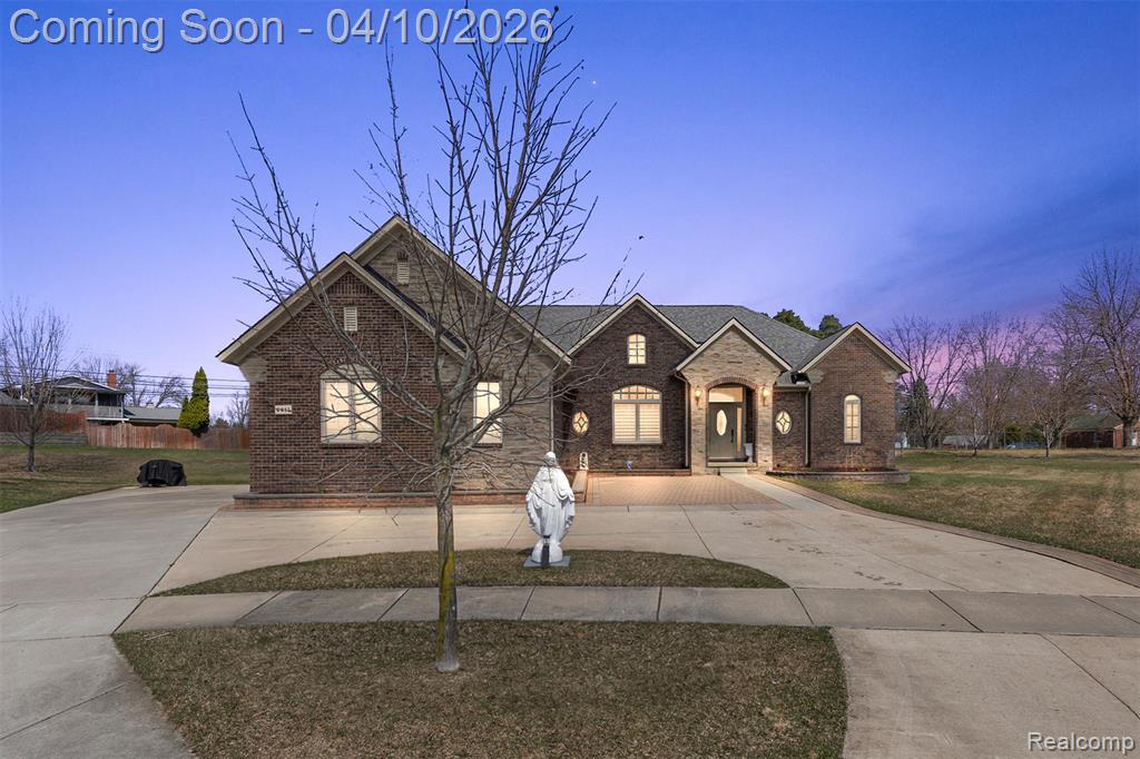4411 Forster Lane, Shelby Twp, MI 48316