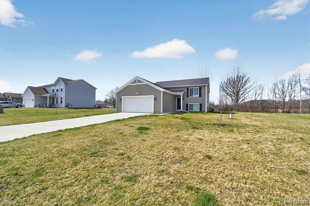 7154 Timberline Drive, Flint, MI 48507 — Photo 3