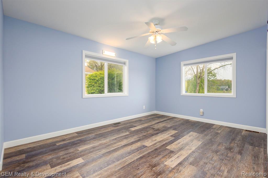 8081 Granada Avenue, Brighton, MI 48114 — Photo 29