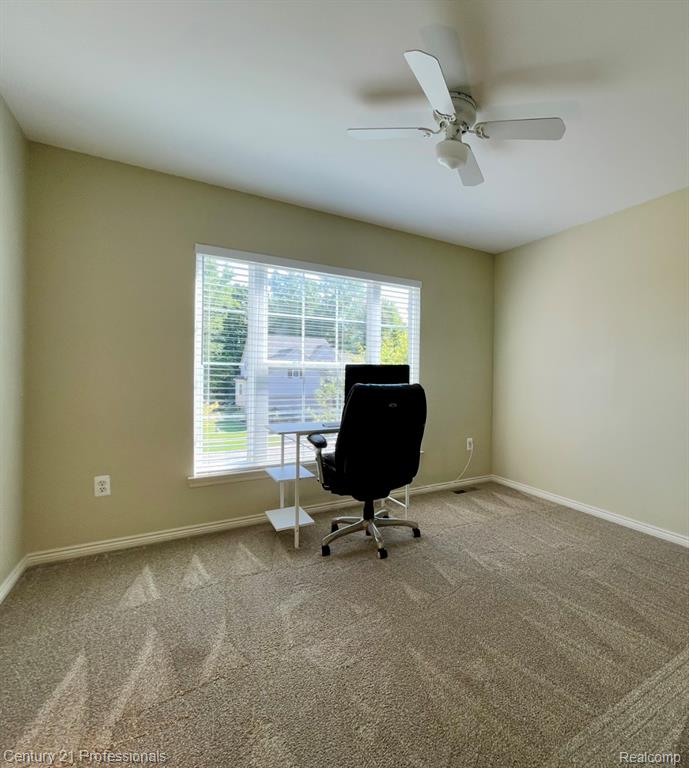 778 W Peninsula Court, Oxford, MI, 48371