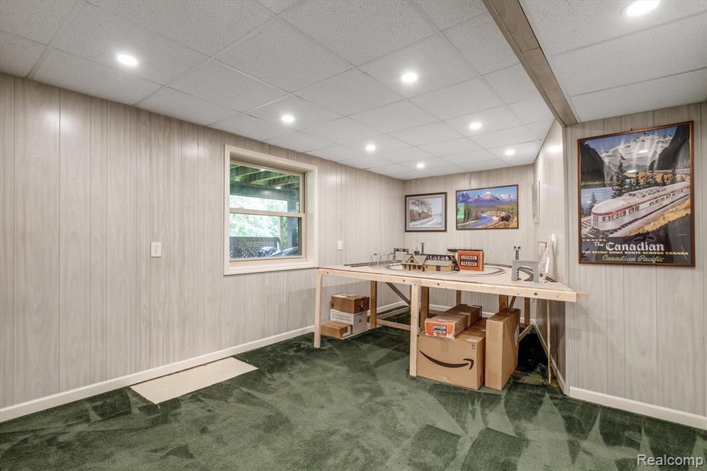 719 TEN POINT Drive, Rochester Hills, MI 48309 — Photo 30