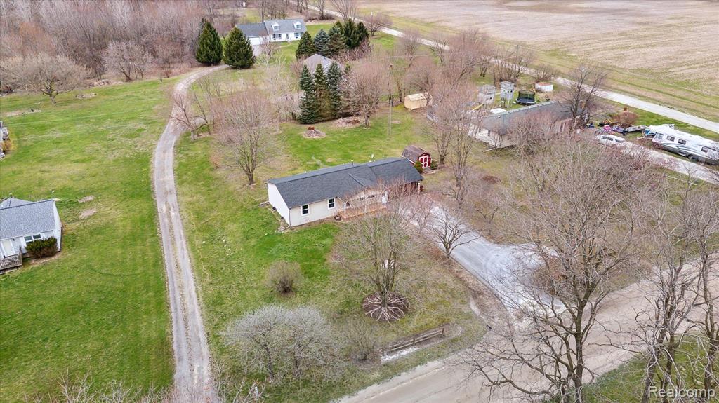 5469 HOGBACK Road, Fowlerville, MI 48836 — Photo 34