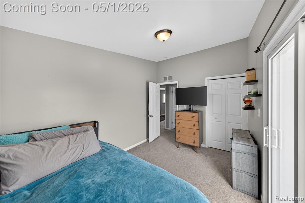 22813 Detour Street, Saint Clair Shores, MI 48082 — Photo 14
