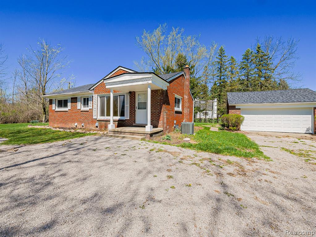 8701 Brookville Road, Plymouth, MI 48170 — Photo 39
