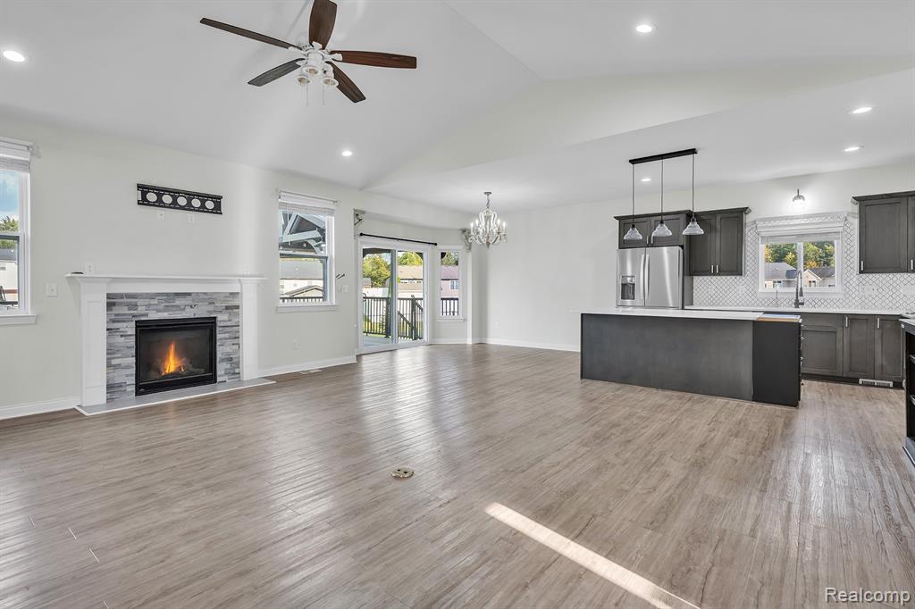 8185 Hidden Cove Court, Grand Blanc, MI 48439 — Photo 13