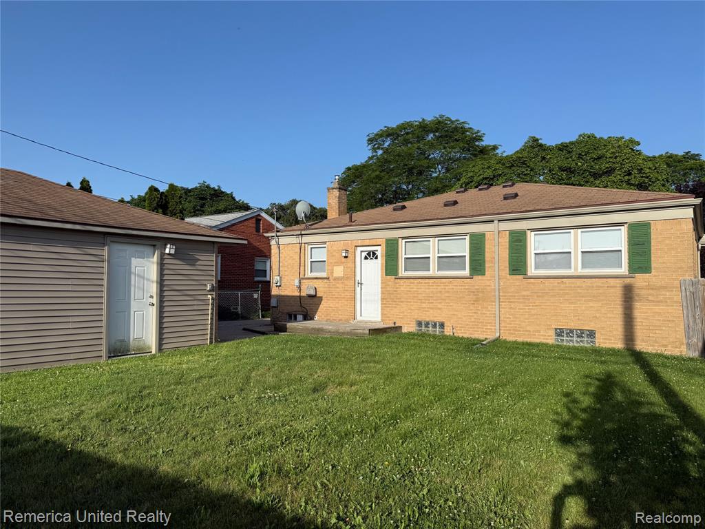 6450 Golfview Street, Garden City, MI — Photo 5