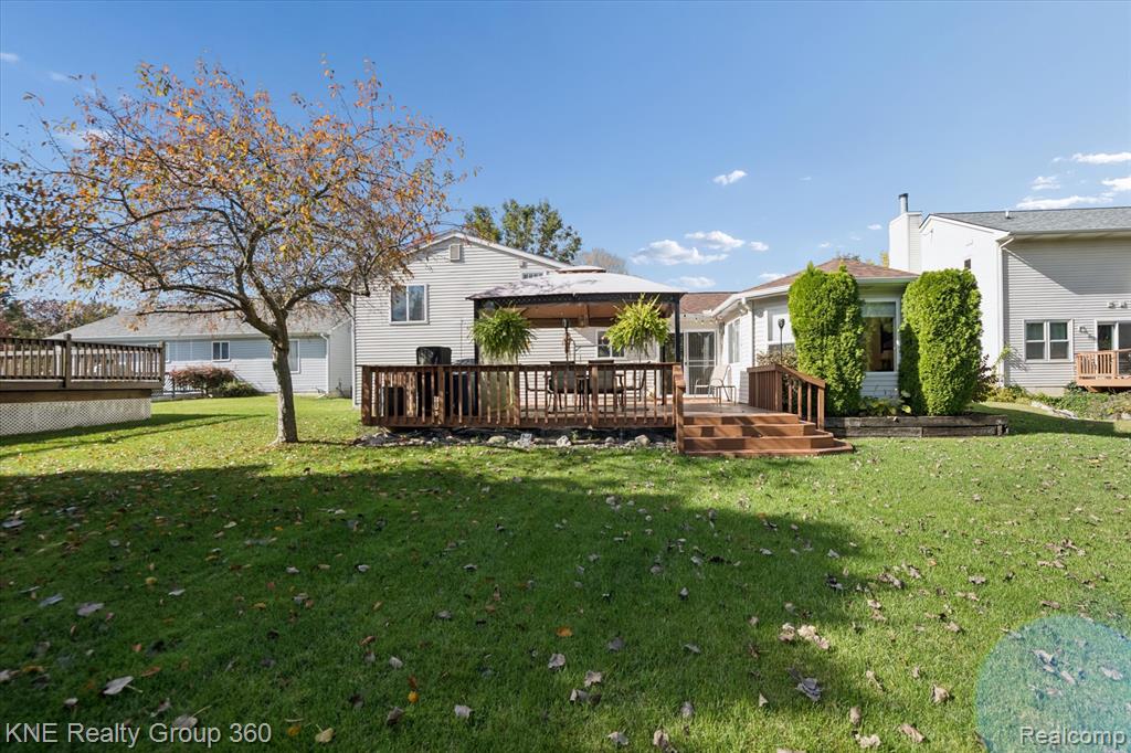 618 Bluebird Lane, Pinckney, MI 48169 — Photo 39