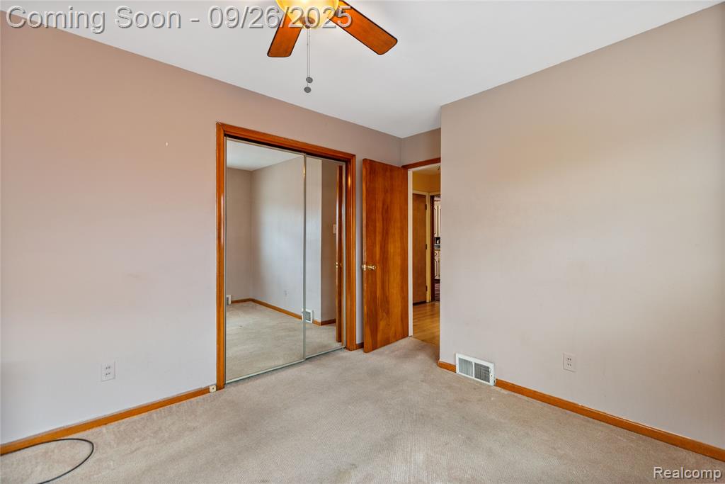 7290 Helen, Center Line, MI 48015 — Photo 13