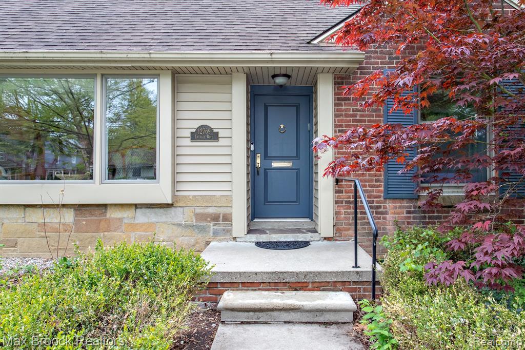 12769 Lasalle Lane, Huntington Woods, MI — Photo 3