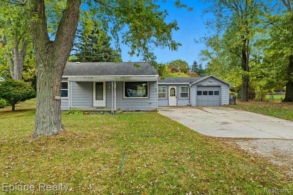 3560 Milton Road, Fort Gratiot, MI 48059 — front exterior