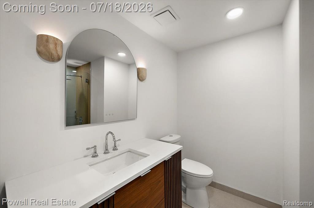 1106 Timberview Trail, Bloomfield Hills, MI 48304 — Photo 30