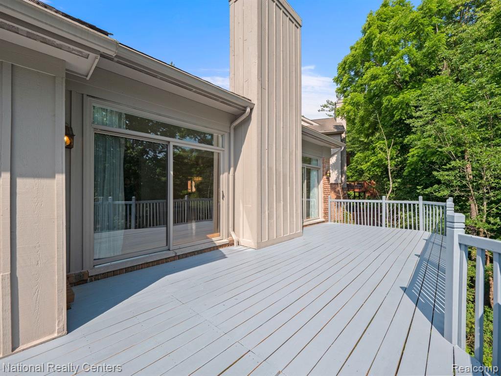 4888 WOODCLIFF HILL Road, West Bloomfield, MI 48323 — Photo 25