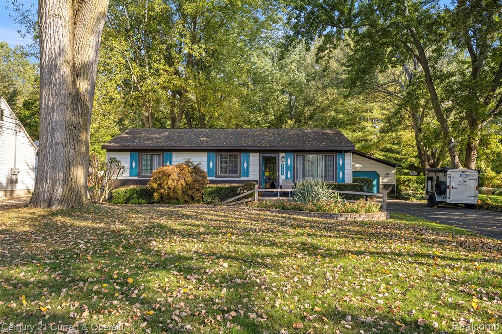 8751 Speedway Drive, Shelby Twp, MI 48317 — front exterior