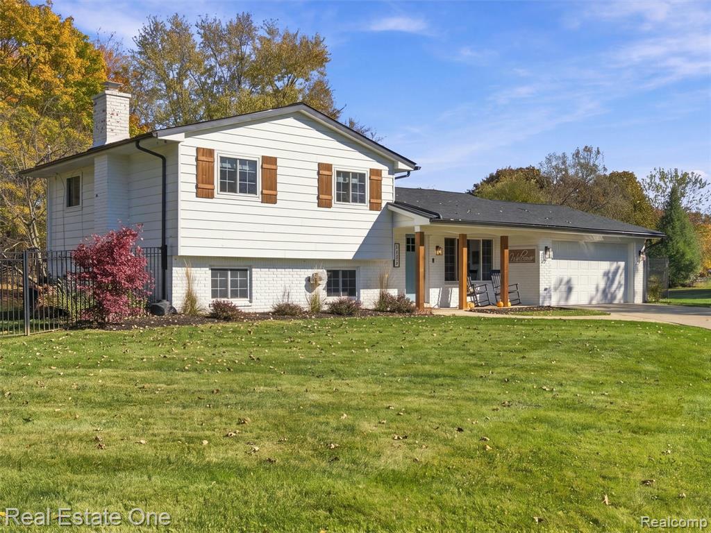 7134 Buttercup Lane, Clarkston, MI