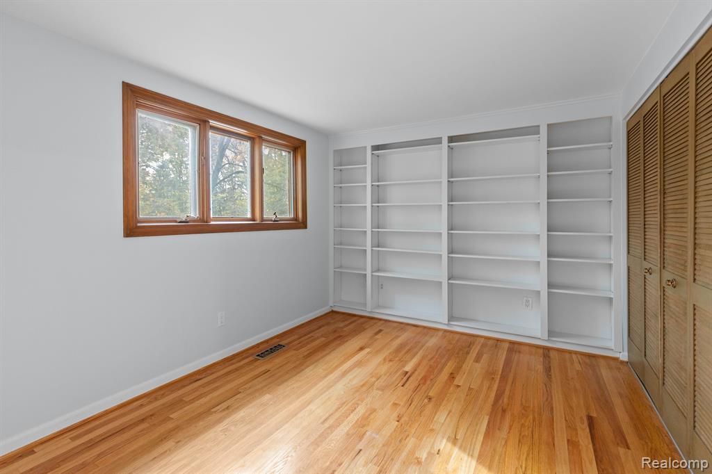 4966 Whispering Pine Lane, Bloomfield Hills, MI 48302 — Photo 22