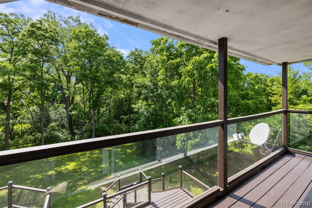 6358 Golden Lane, West Bloomfield, MI — Photo 27