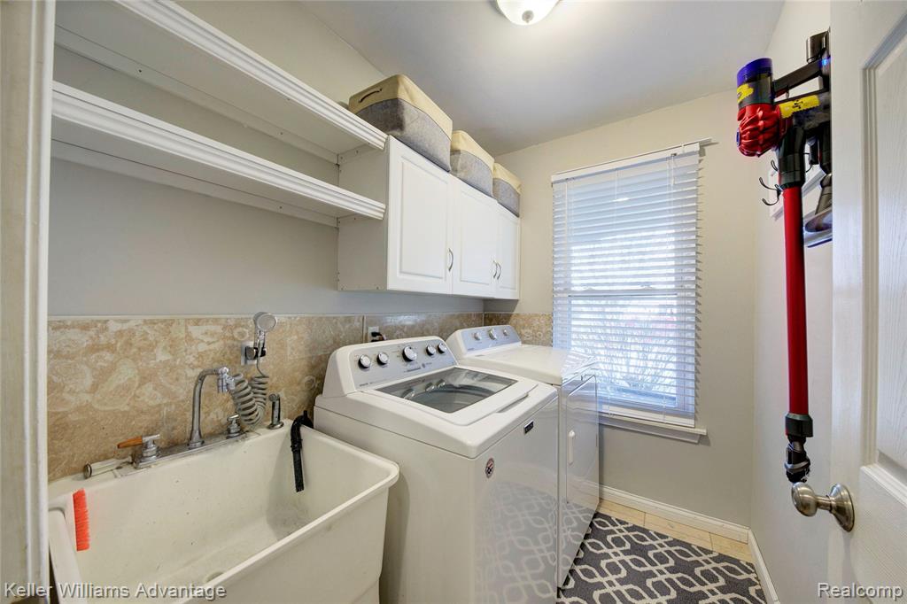 44273 Richmond Court, Canton, MI 48187 — Photo 31