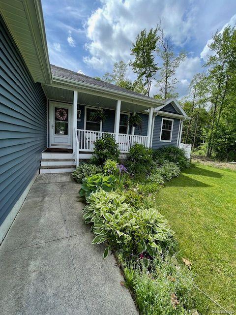 4247 JANICE Court, Fort Gratiot, MI 48059 — Photo 3